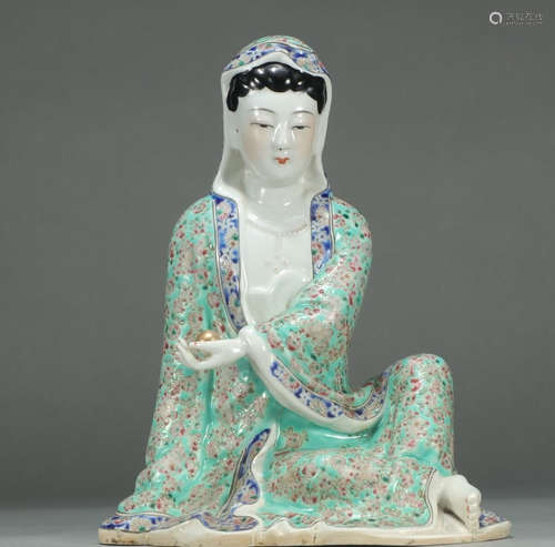 CHINESE FAMILLE ROSE BUDDHA ORNAMENT