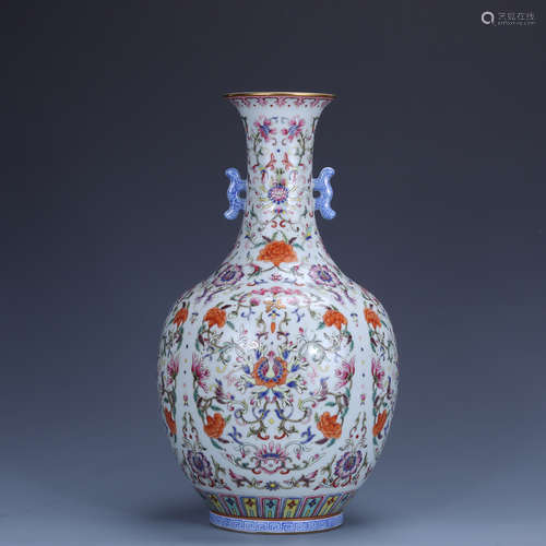 Jiaqing of Qing Dynasty       Pastel bottle with two ears