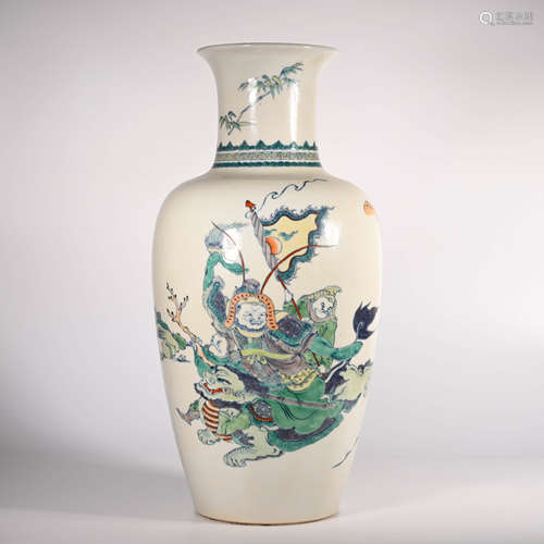 Kangxi of Qing Dynasty             Famille rose character story bottle