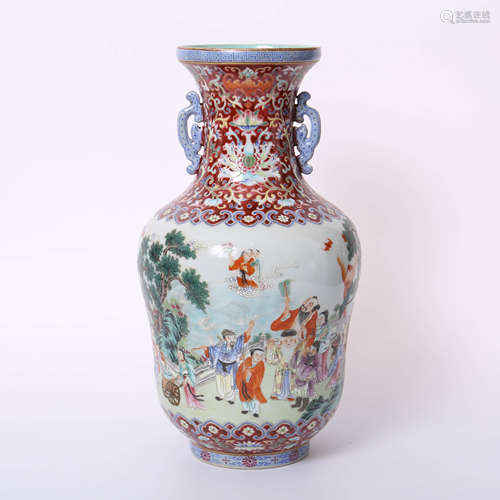 Jiaqing of Qing Dynasty         Pastel bottle with two ears