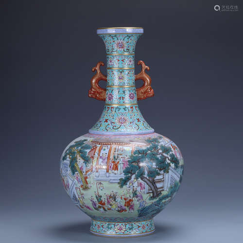 Qianlong of Qing Dynasty        Pastel bottle with two ears