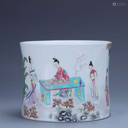 Yongzheng of Qing Dynasty        Pastel pen holder for character story