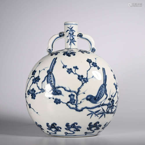 Ming Yongle        Blue and white flat bottle