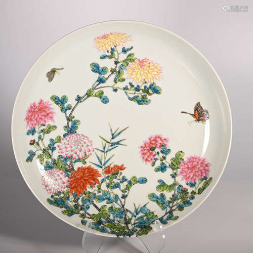 Yongzheng of Qing Dynasty       Pink flower pattern plate