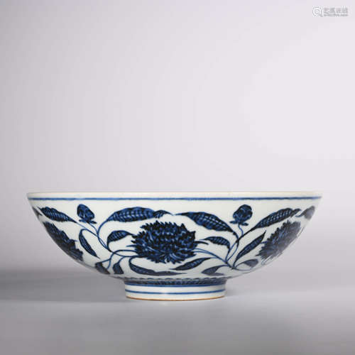 Ming Xuande        Blue and white bowl with lotus pattern