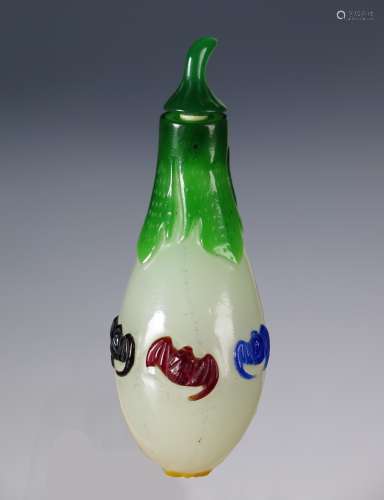 Painted Carved Jade Bats Gourd Snuff Bottle