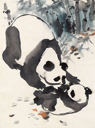 王恤珠（1930-2015）  熊猫二帧 立轴 设色纸本
