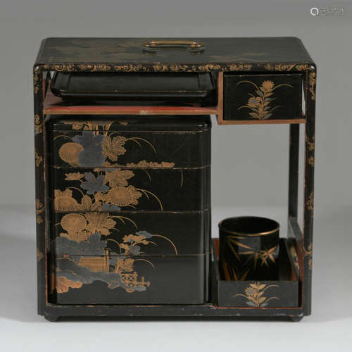 Meiji Japanese Gilt and Silver Lacquer Picnic Case