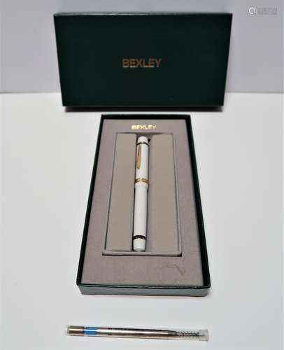 Bexley White Equipoise Collection Fountain Pen