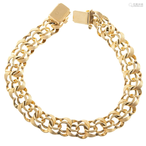 A Textured Double Link Charm Bracelet in 14K