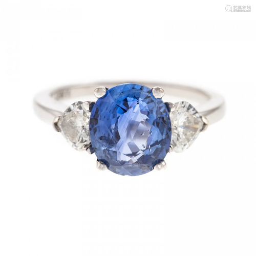 A 3.60 ct Ceylon Sapphire & Diamond Ring in 18K