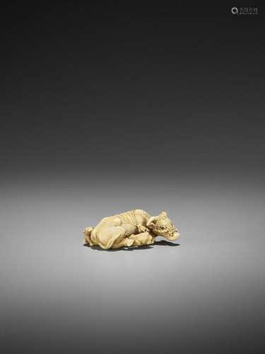 Tomotada: A Rare Ivory Netsuke…