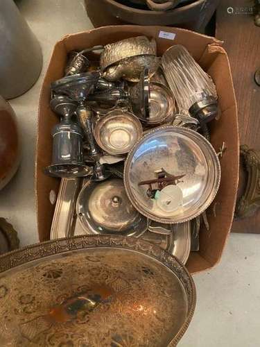 Lot D'objets Divers En Metal A…