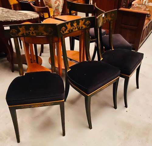 Serie De Quatre Chaises