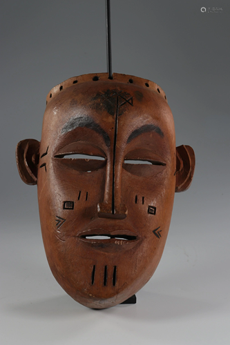 RDC wooden TchokwÃ© mask