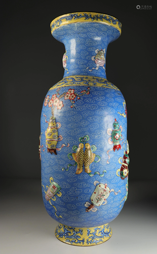 Rare Beijing enamel vase in relief. China around 1900.