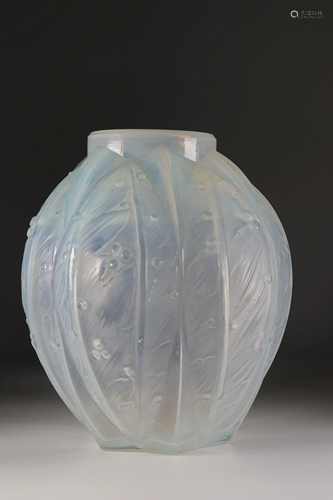 Opalescent art-deco vase in molded-pressed glass.