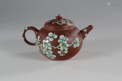 Yixing stoneware teapot. China early twentieth