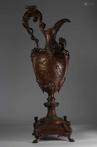 Imposing ewer, bronze vase with brown patina 19th