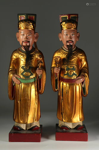 Pair of polychrome wooden statuettes. South China