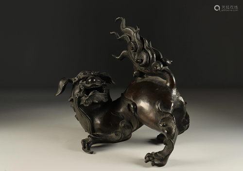 Budistical lion in bronze, XIXth