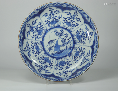 Large blanc-bleu dish - Kangxy period