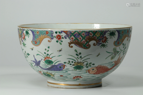 Large bowl with 18th century fish decoration