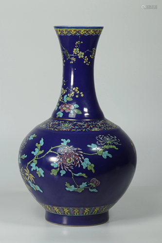 China - Powdered blue porcelain vase decorated with