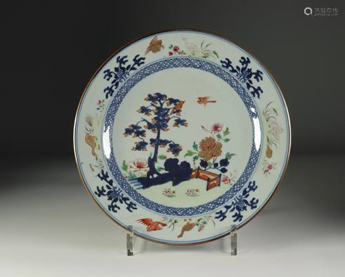 Porcelain plate from Qianlong period. 18th century