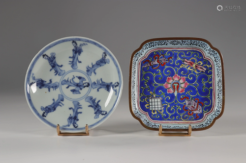 Set of blanc-bleu porcelain saucers, 18th century