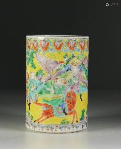 famille verte / jaune porcelain brush pot, China 19th.