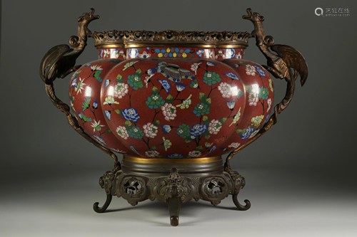 CloisonnÃ© planter mounted on bronze. China 19th