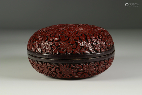 Box in cinnabar lacquer, 18th century China.