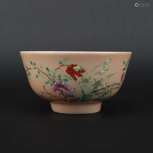 A famille-rose 'floral' bowl