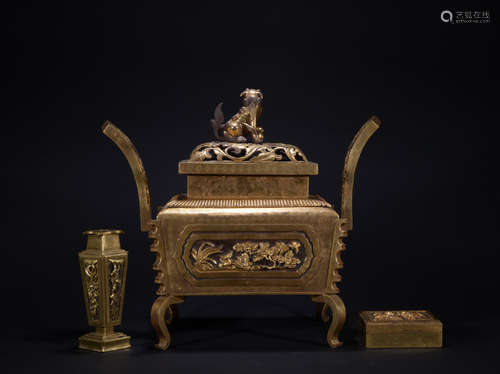 A set of gilt-bronze censer bottle and box