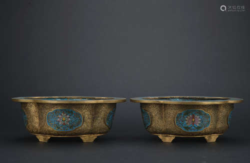 A pair of Cloisonne enamel flowerpot