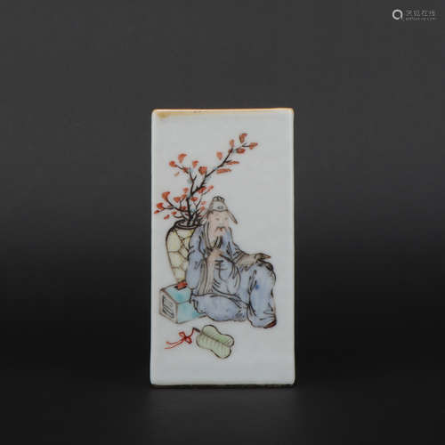 A Qian jiang glazed 'figure' pen container