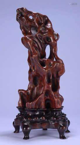 A CHENXIANG WOOD ORNAMENT NATURE SHAPED