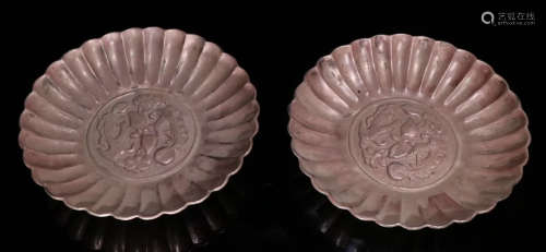 PAIR OF SILVER PLATE CARVED WITH FLOWER PATTERN