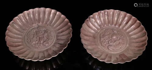 PAIR OF SILVER PLATE CARVED WITH FLOWER PATTERN