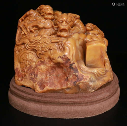 A TIANHUANG STONE SEAL CARVED WITH BEAST