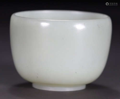 A HETIAN JADE CUP