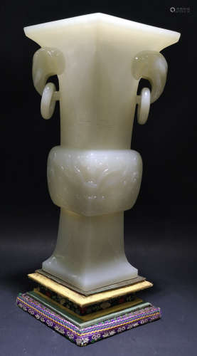 A HETIAN JADE VASE CARVED WITH BEAST PATTERN