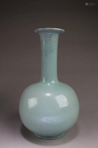 Chinese Ruyao Vase