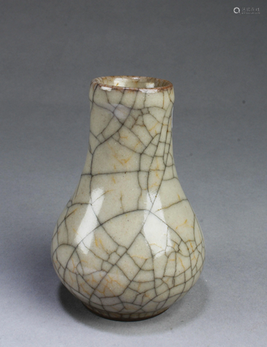 Chinese Geyao Vase