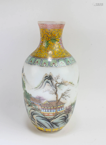 Chinese Peking Glass Vase