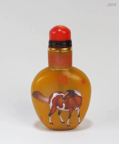 Chinese Peking Glass Snuff Bottle