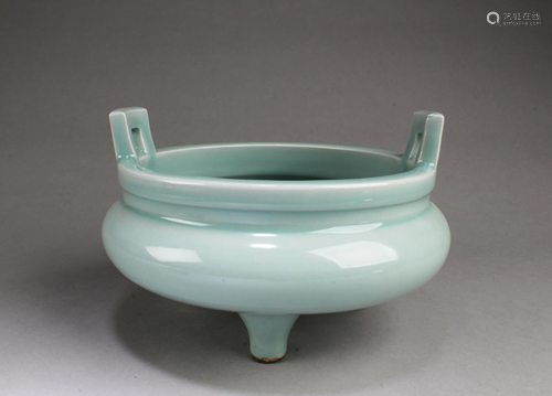 Chinese Porcelain Tripod Censer