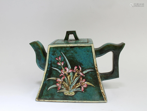 Chinese Zisha Teapot