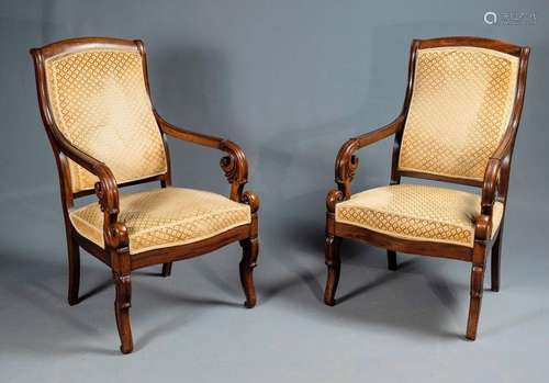 PAIR OF CHAIRS \nMade of mahogany and mahogany vene…